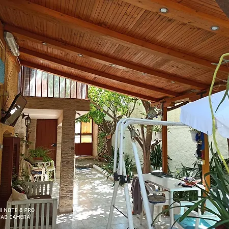 Town Traditional Lemon House Apartment Aegina