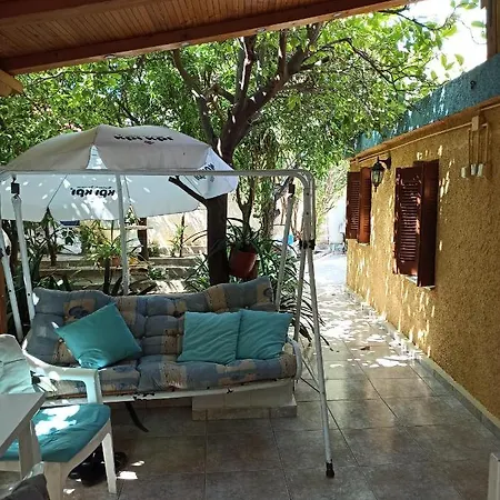 Apartment Town Traditional Lemon House